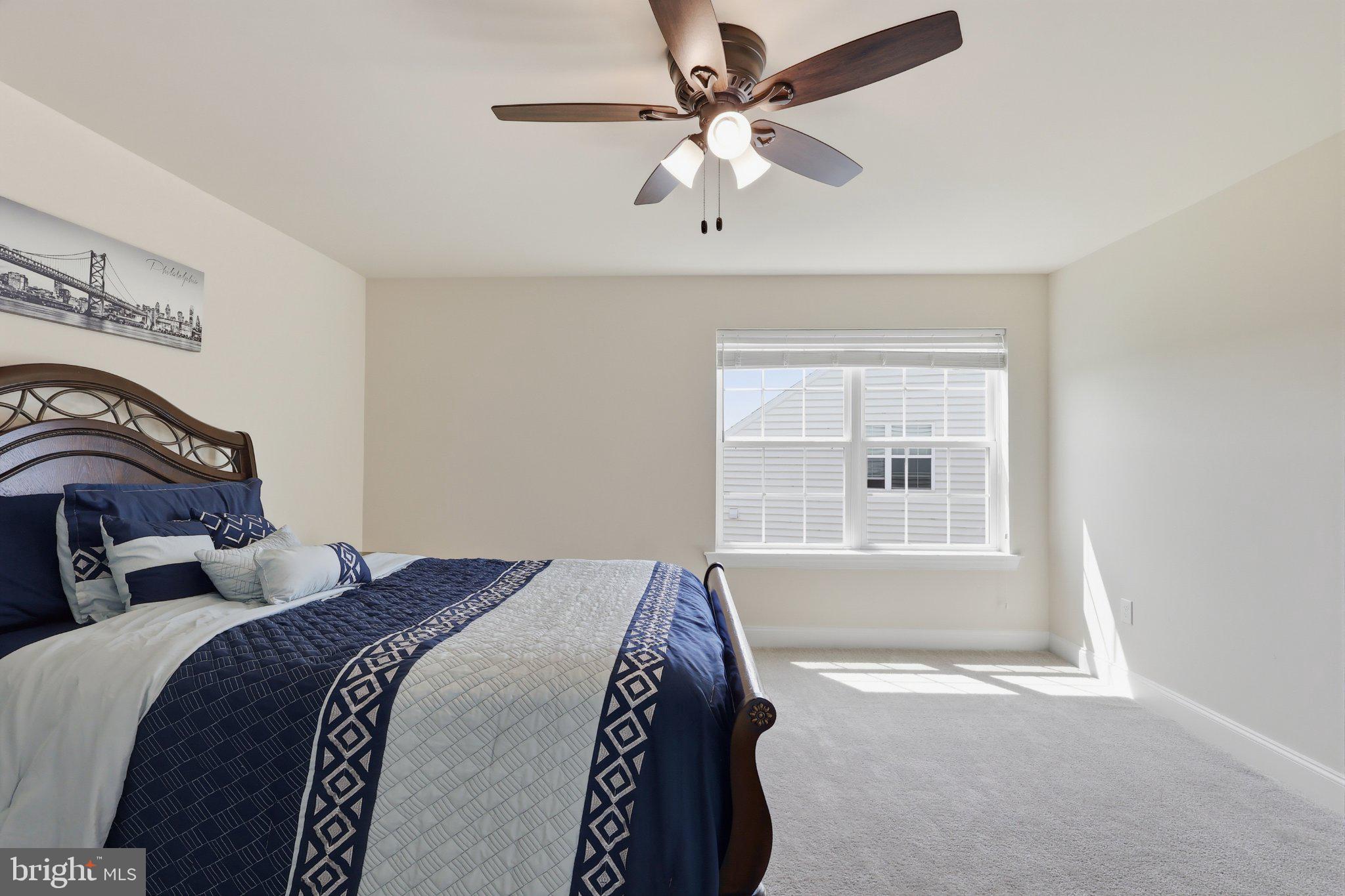 MAINLAND POINTE 1 - Residential