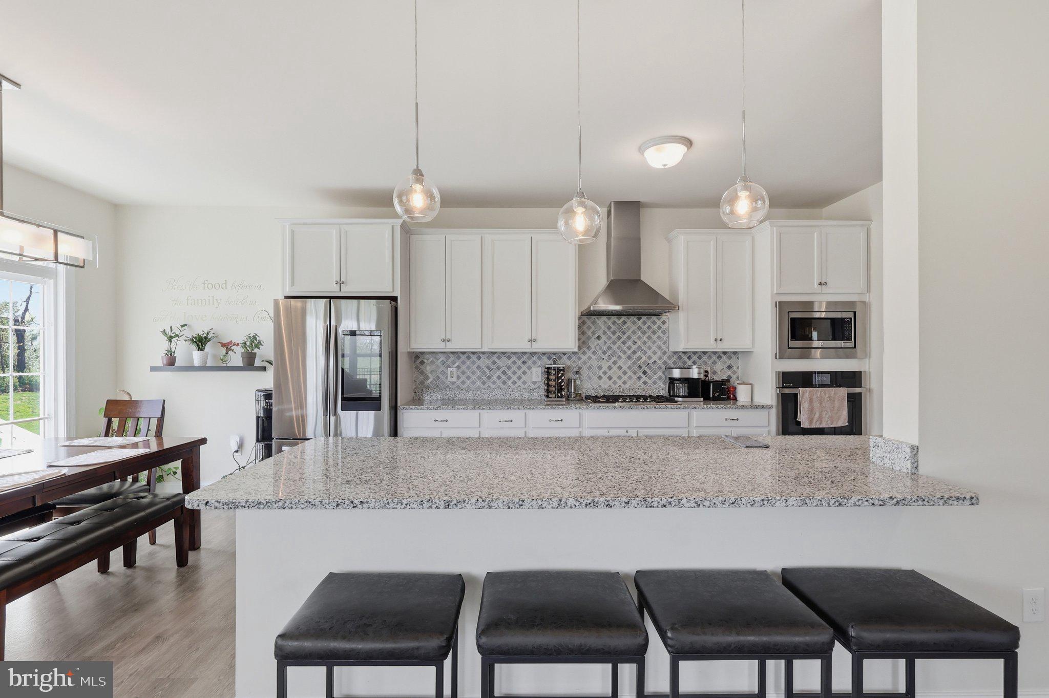 MAINLAND POINTE 1 - Residential