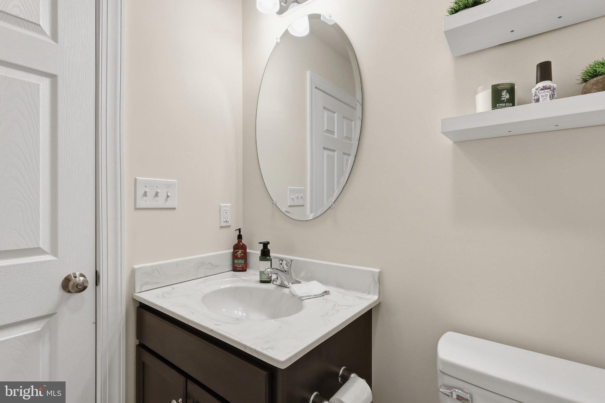 MAINLAND POINTE 1 - Residential