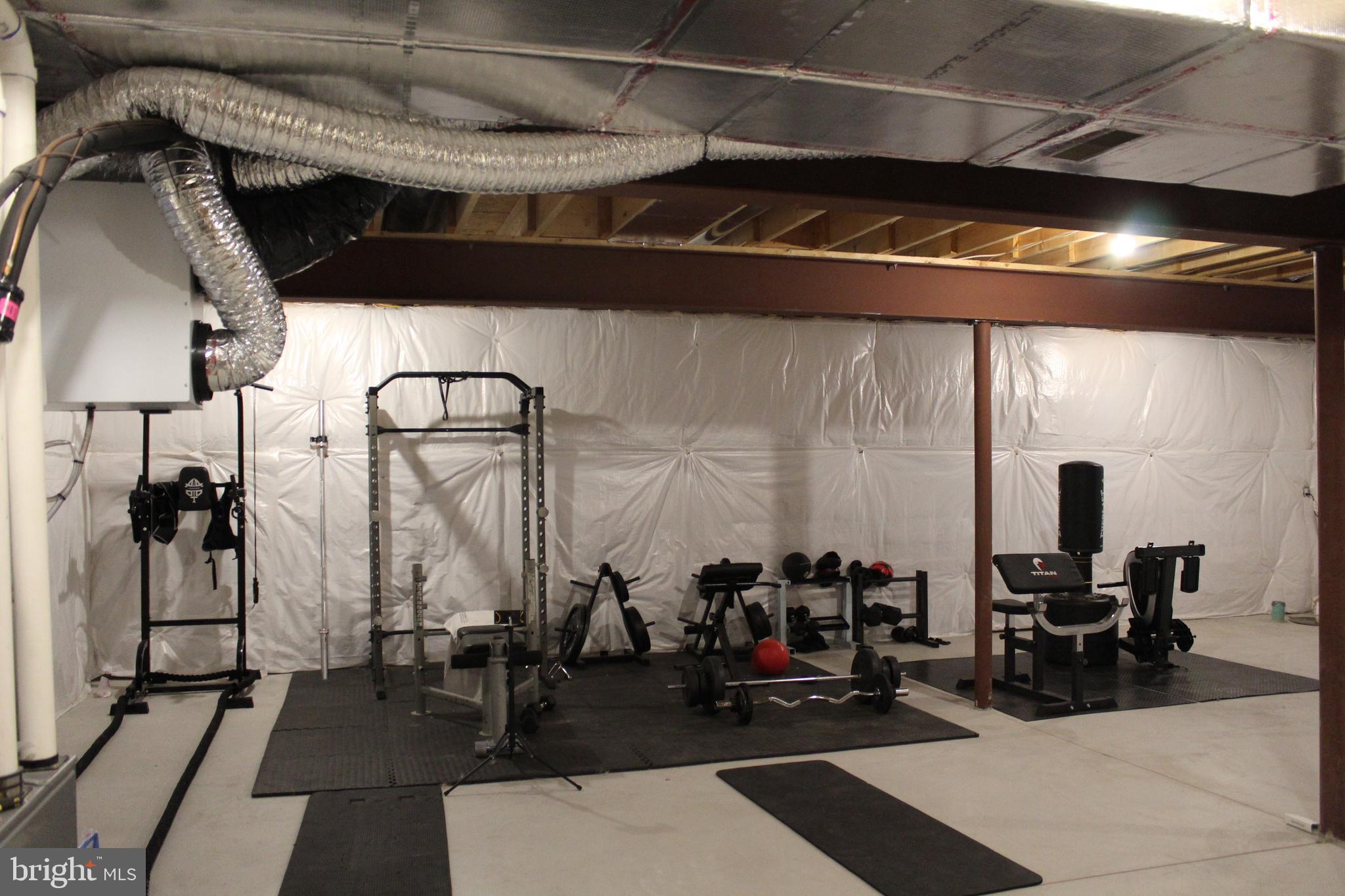 MAINLAND POINTE 1 - Residential