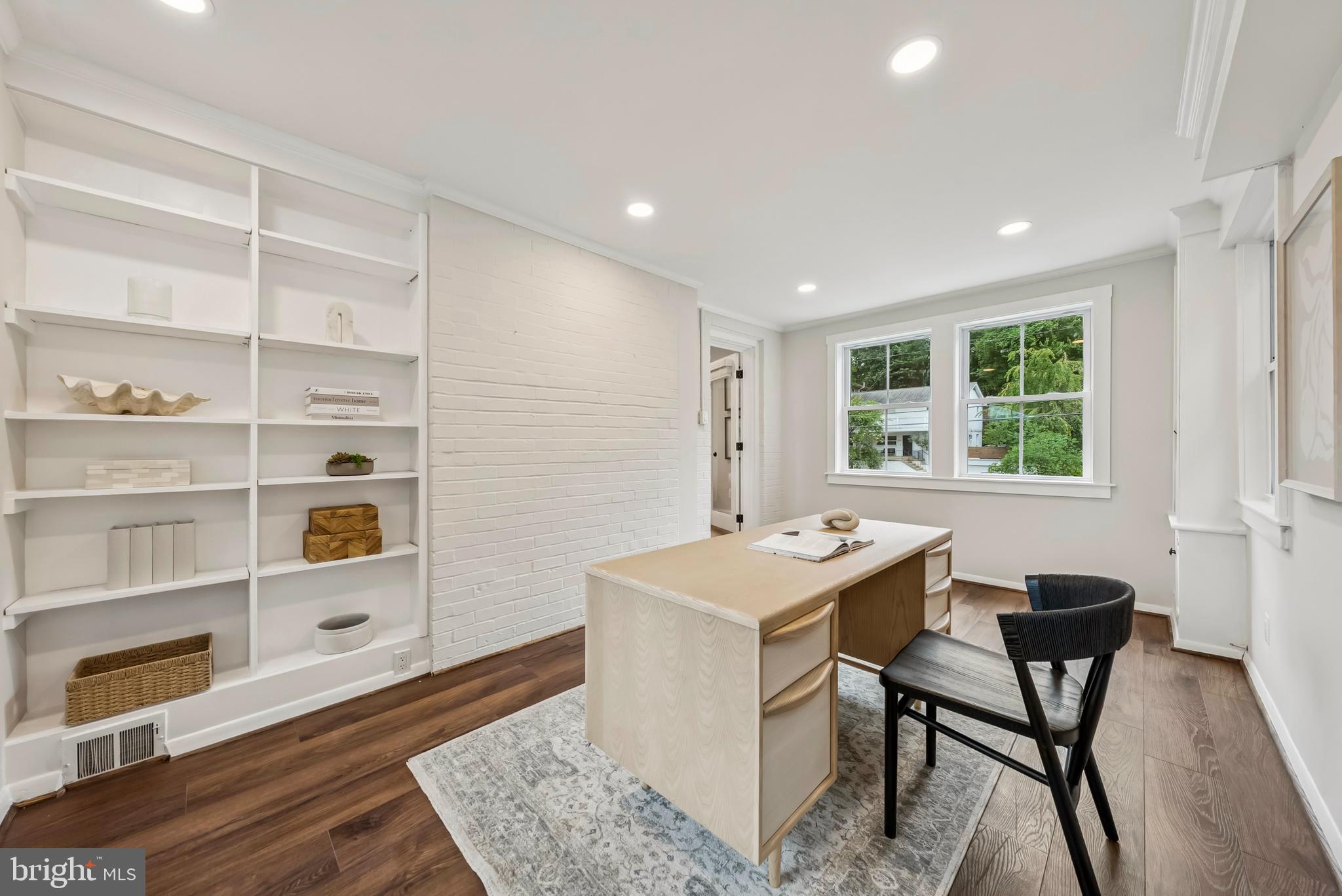 WOODMONT - Residential