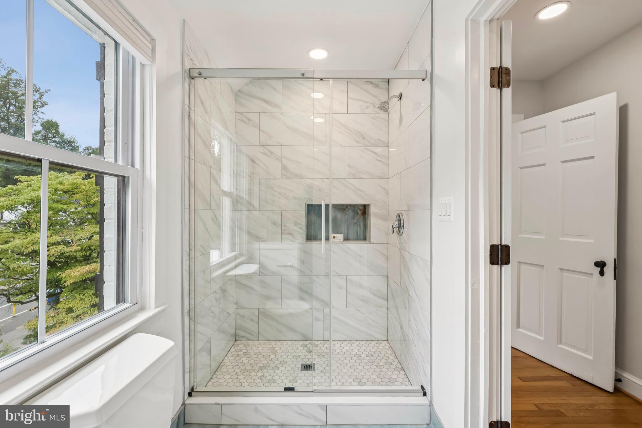 WOODMONT - Residential