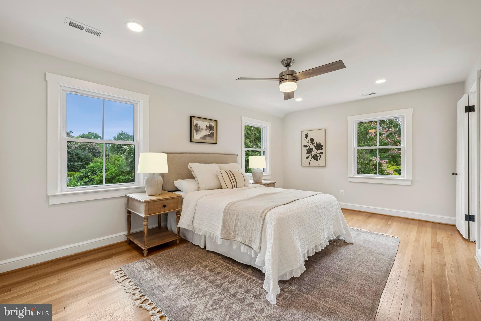 WOODMONT - Residential