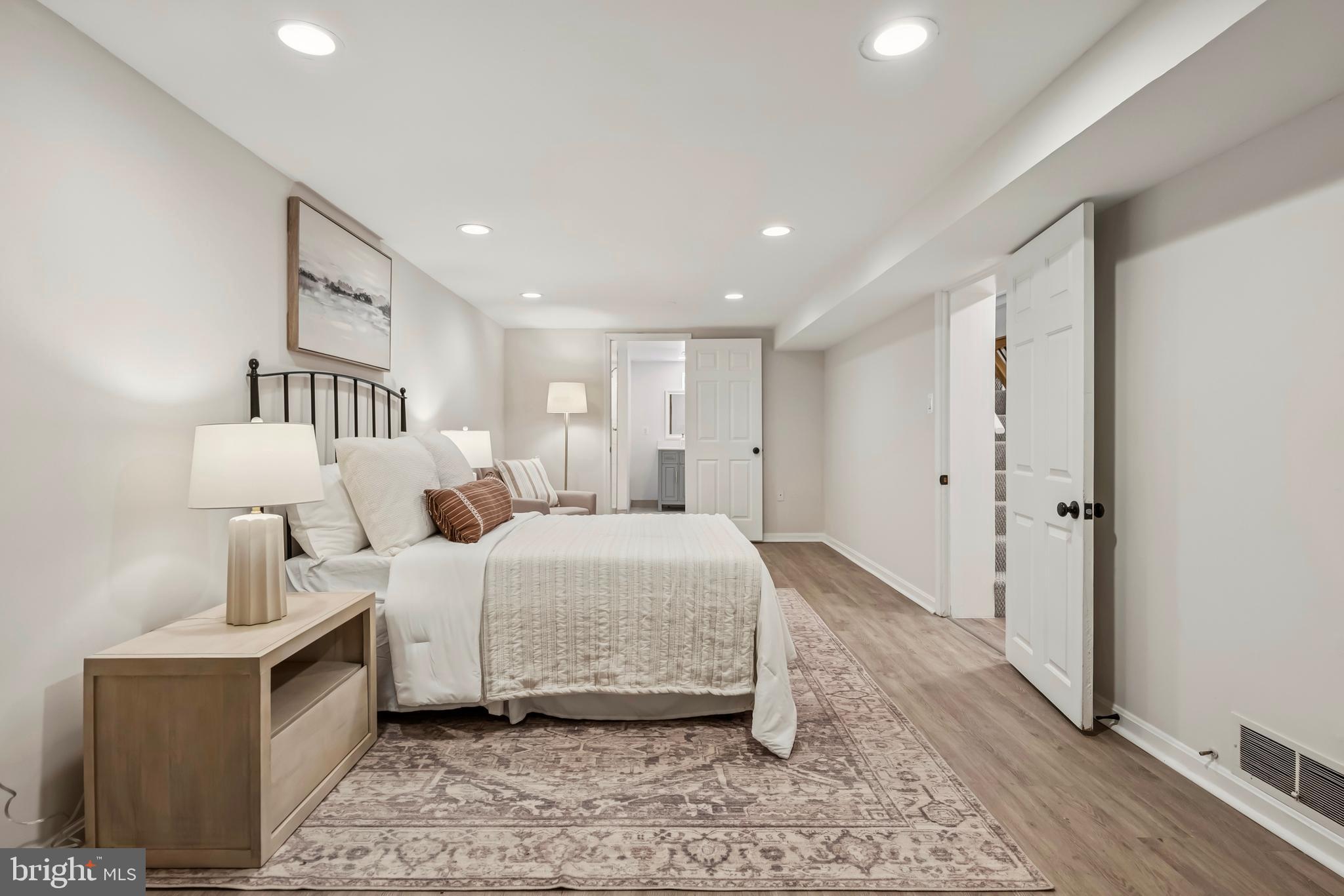 WOODMONT - Residential