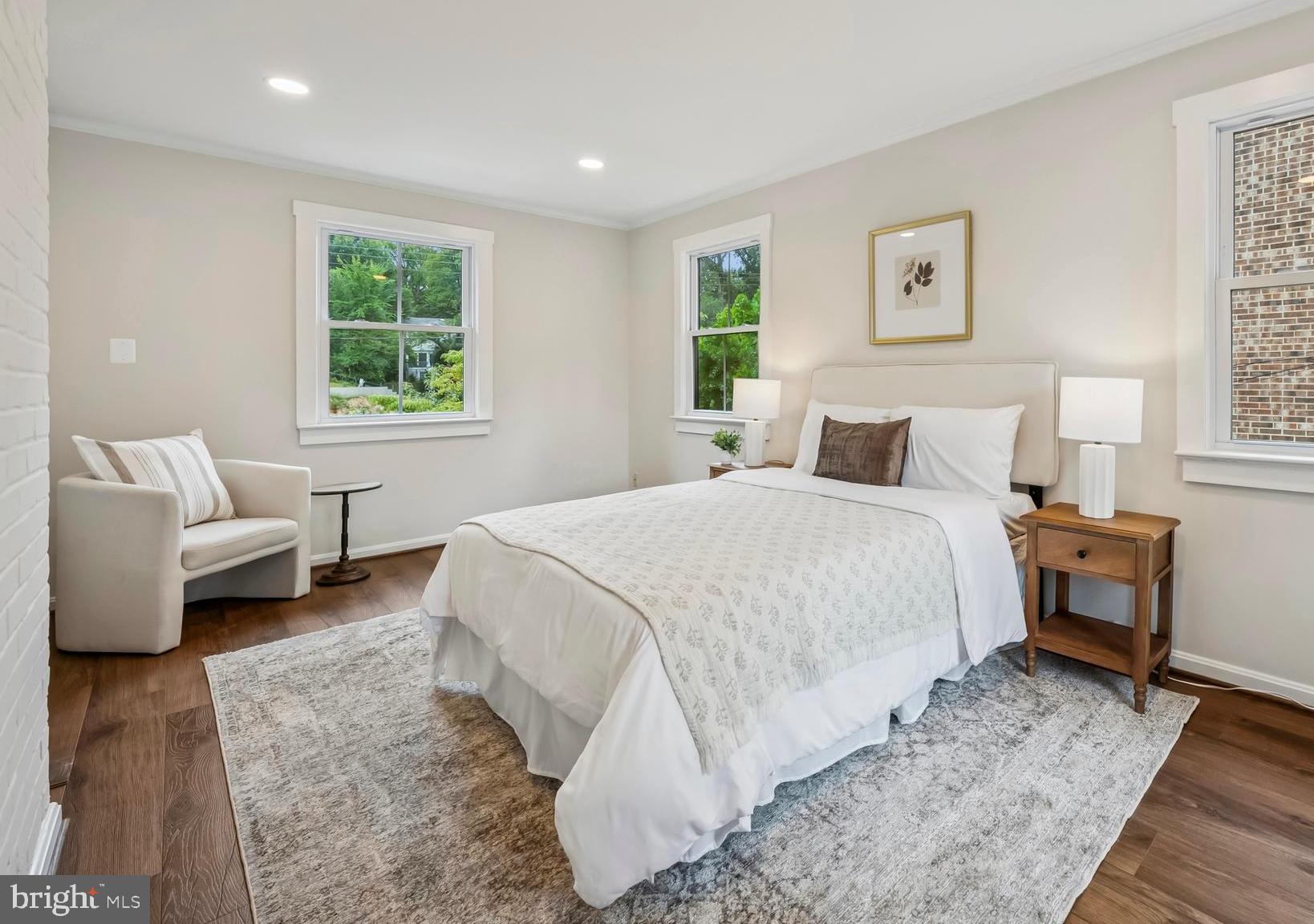 WOODMONT - Residential