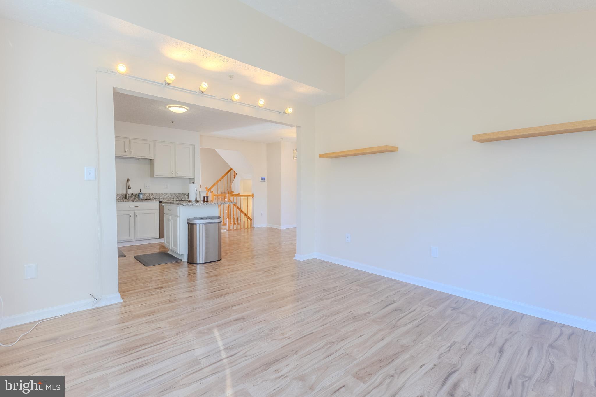 PINEY ORCHARD - Residential