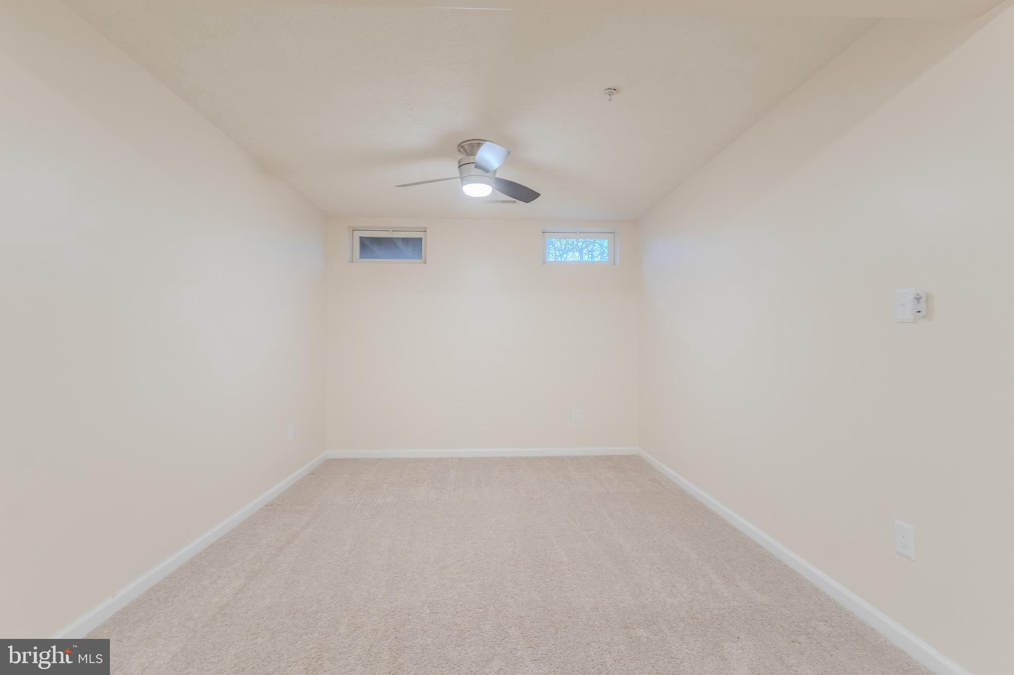 PINEY ORCHARD - Residential