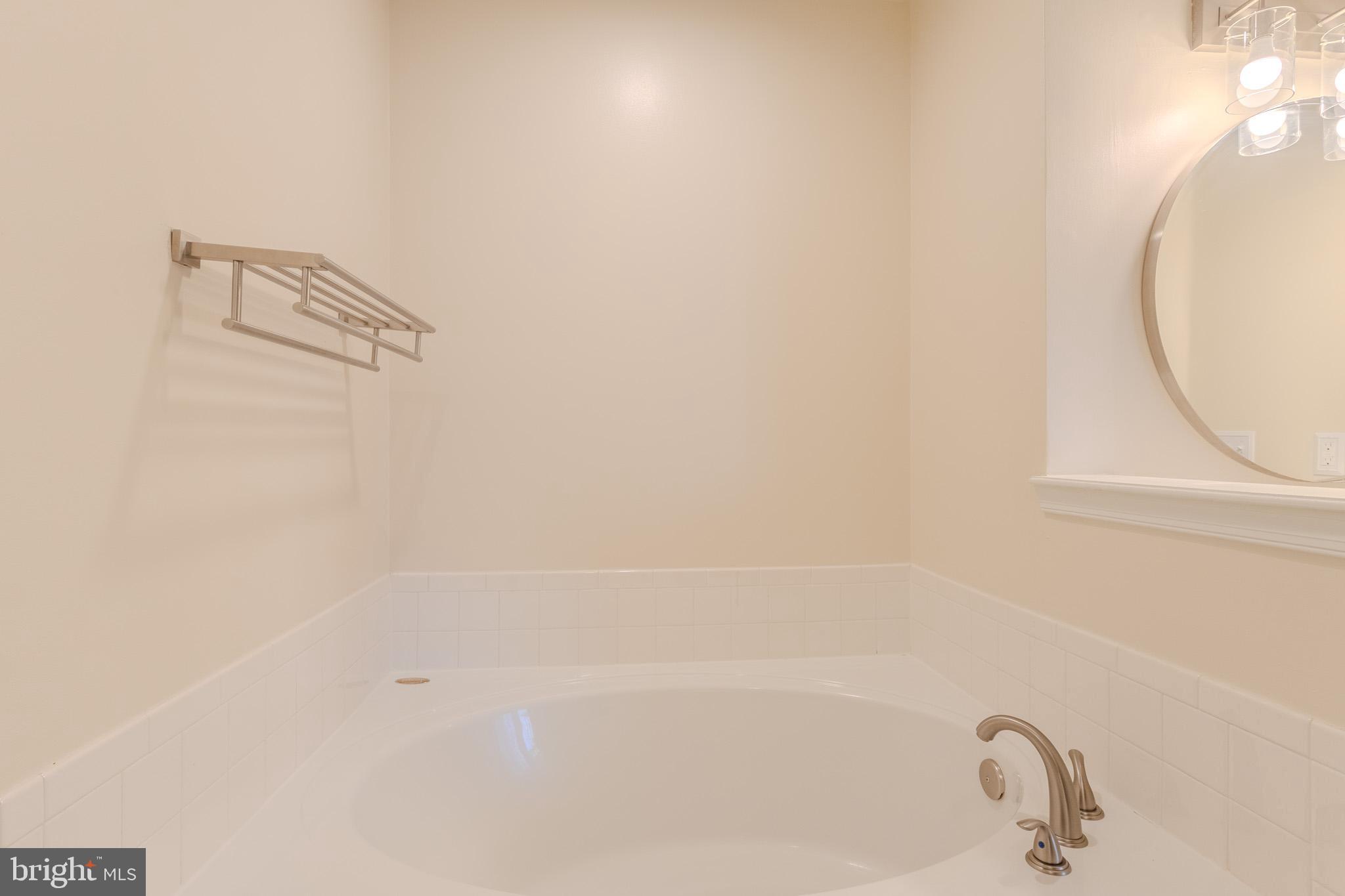 PINEY ORCHARD - Residential