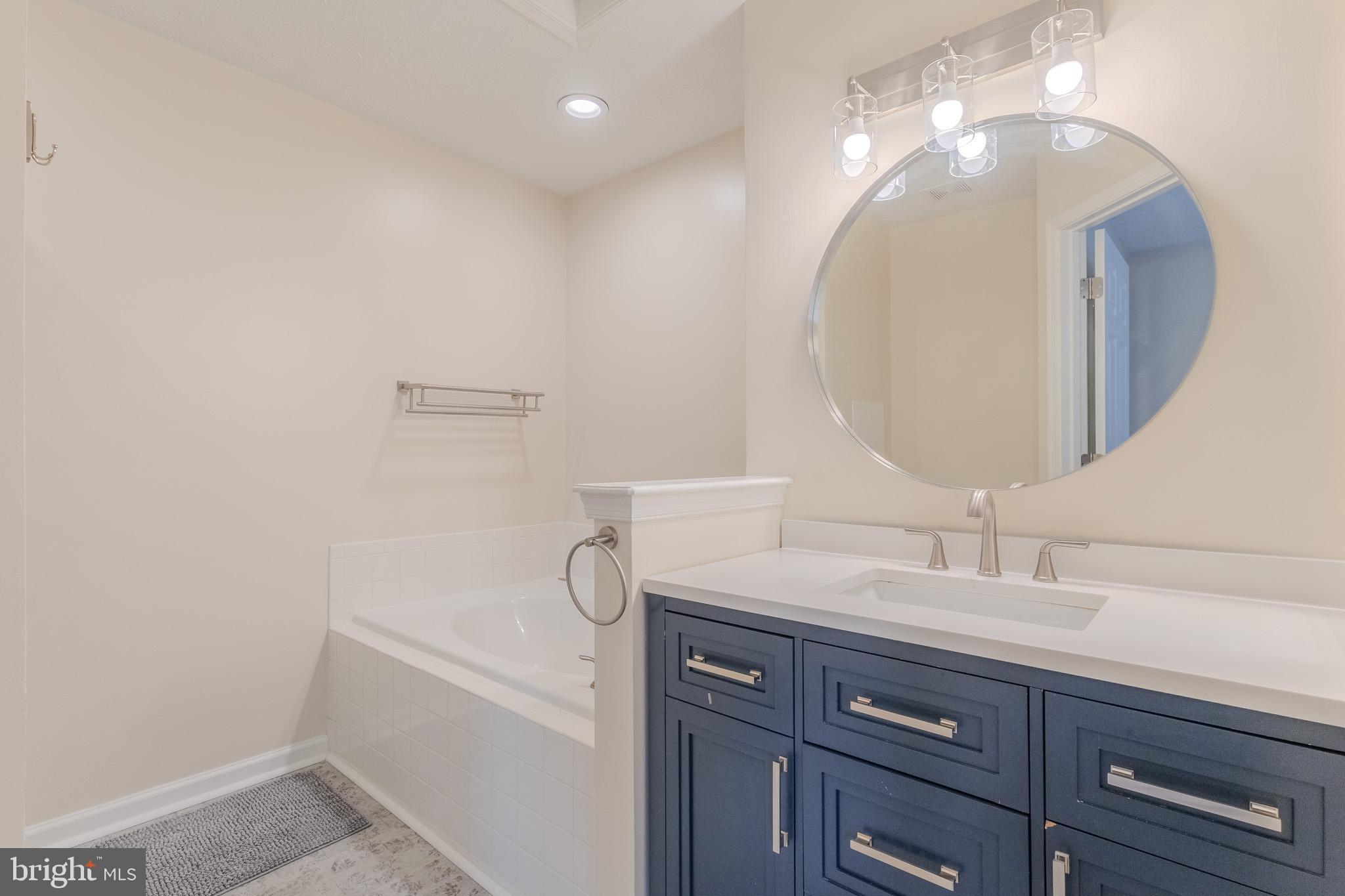 PINEY ORCHARD - Residential