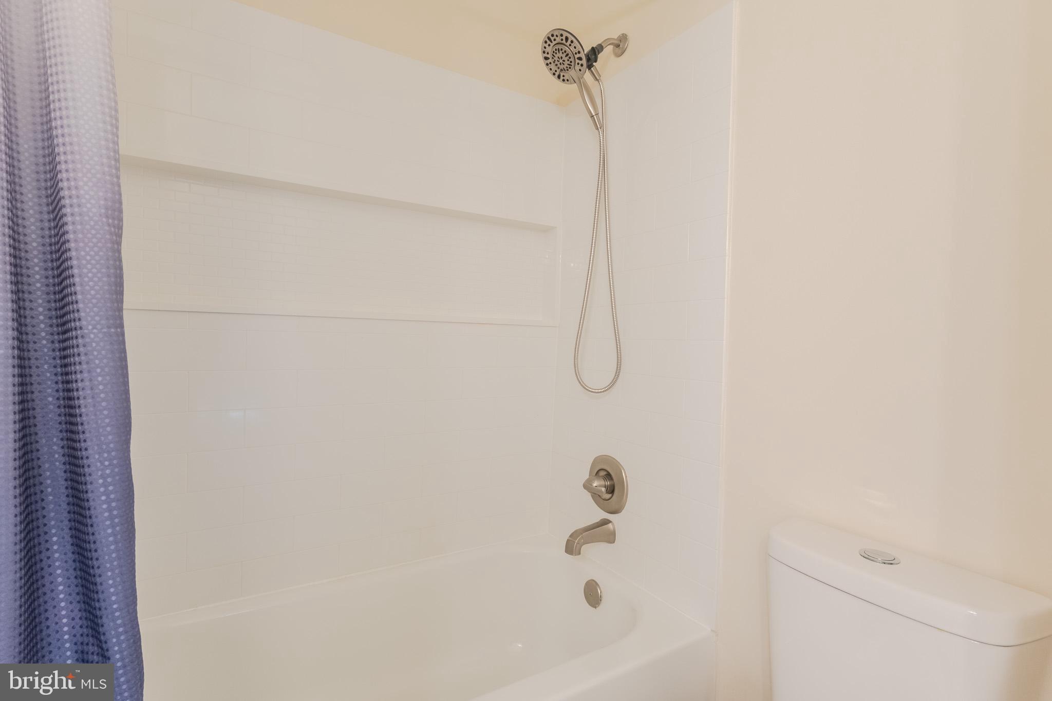 PINEY ORCHARD - Residential