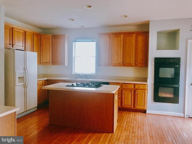 KING FARM BAILEYS COMMON - Residential Lease