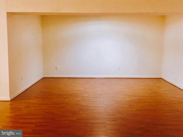 KING FARM BAILEYS COMMON - Residential Lease