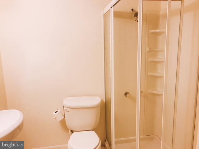 KING FARM BAILEYS COMMON - Residential Lease