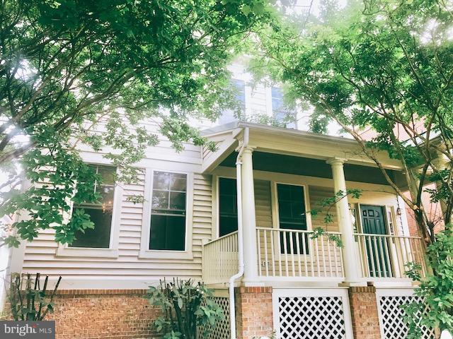 KING FARM BAILEYS COMMON - Residential Lease