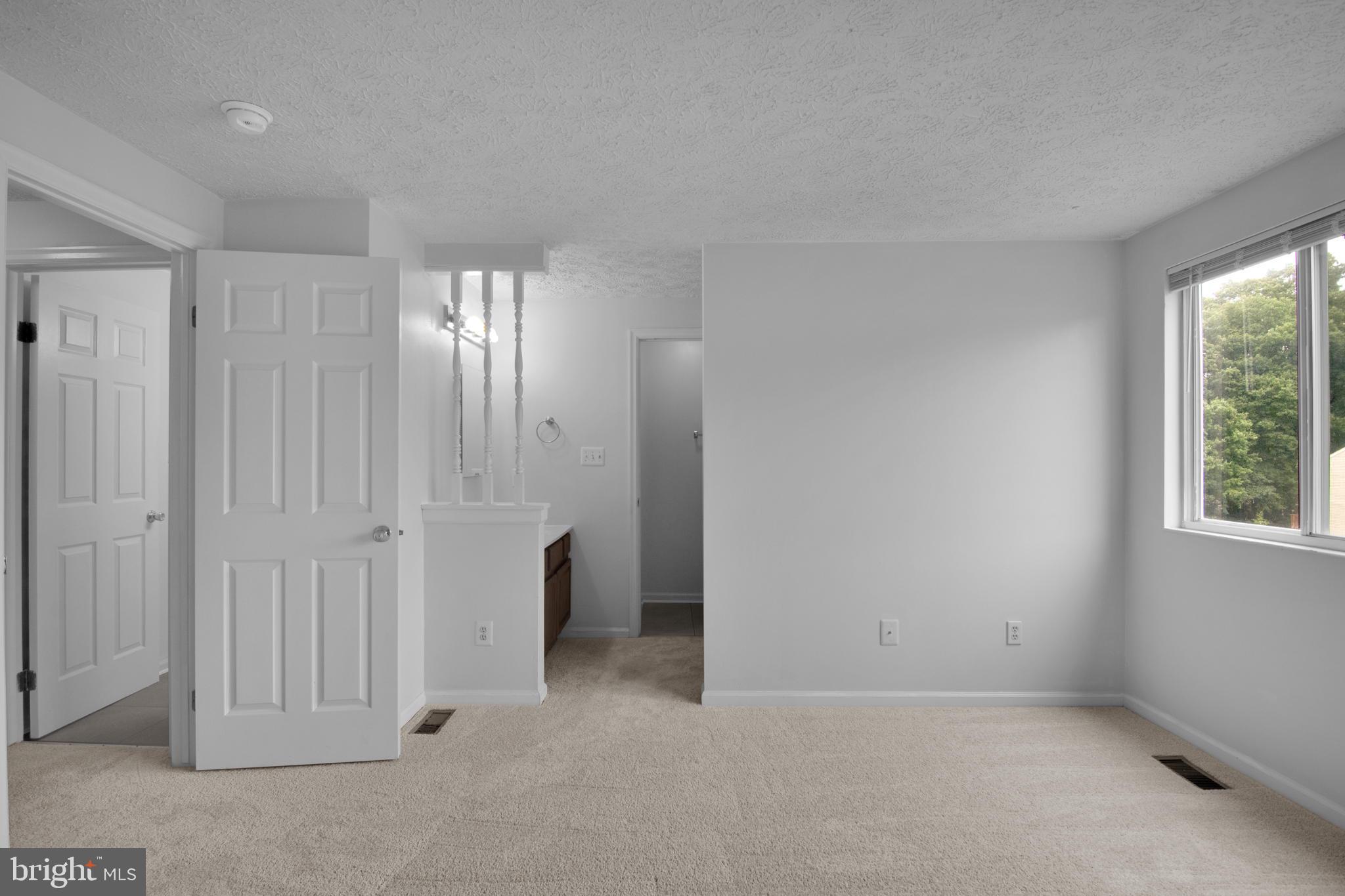 OLD BRIDGE ESTATES - Residential