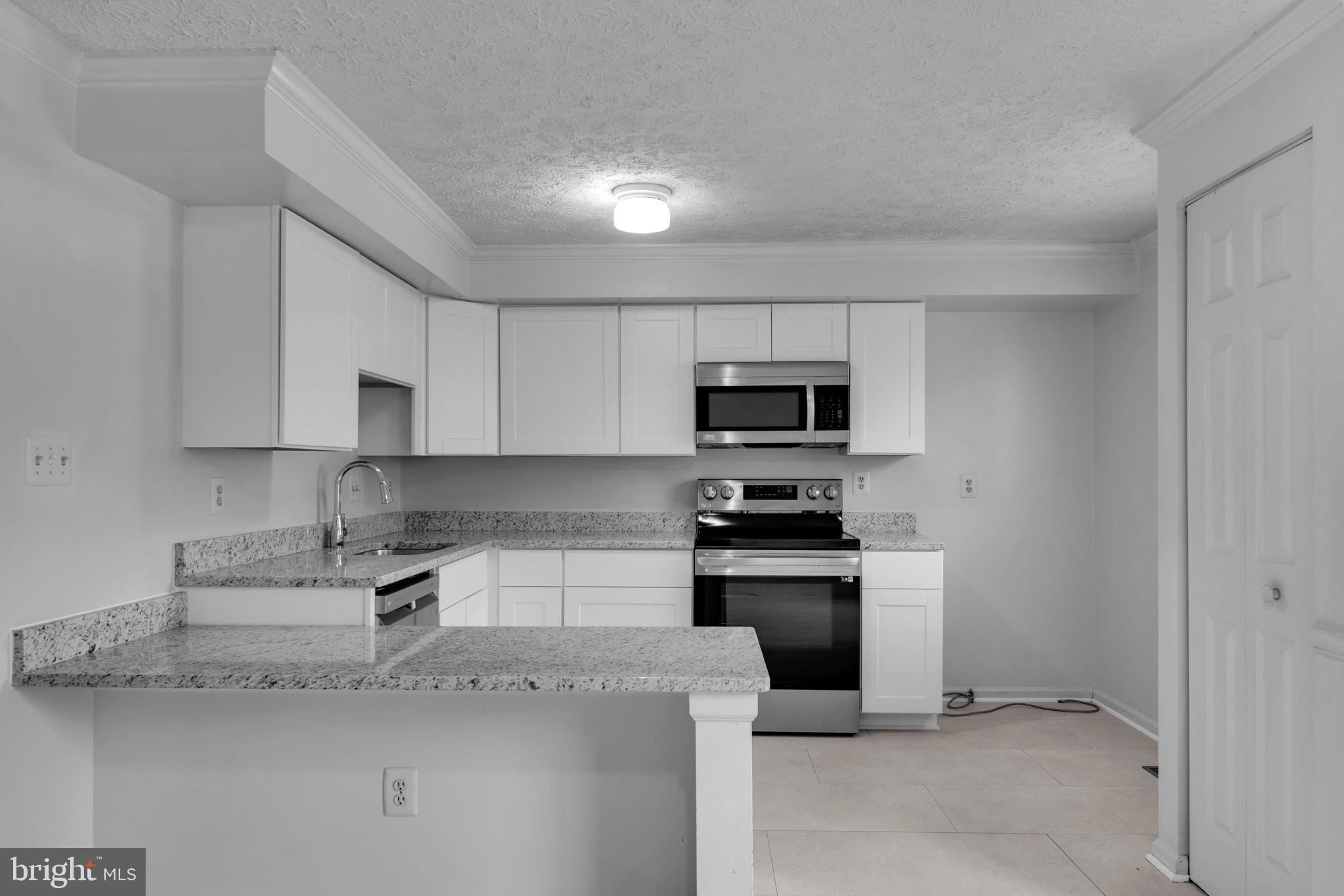 OLD BRIDGE ESTATES - Residential