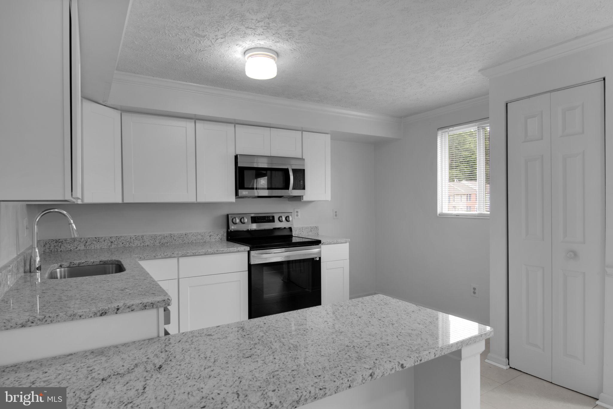 OLD BRIDGE ESTATES - Residential