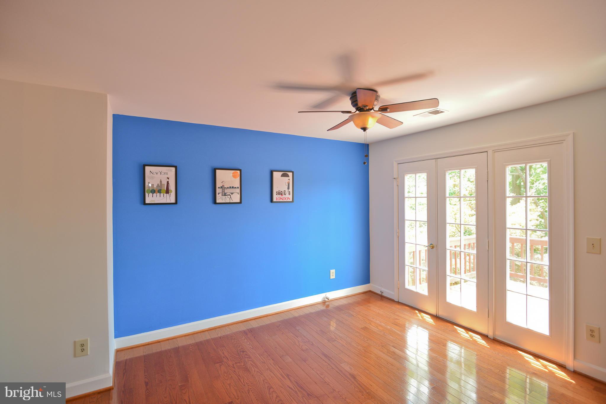 MERRY OAKS - Residential