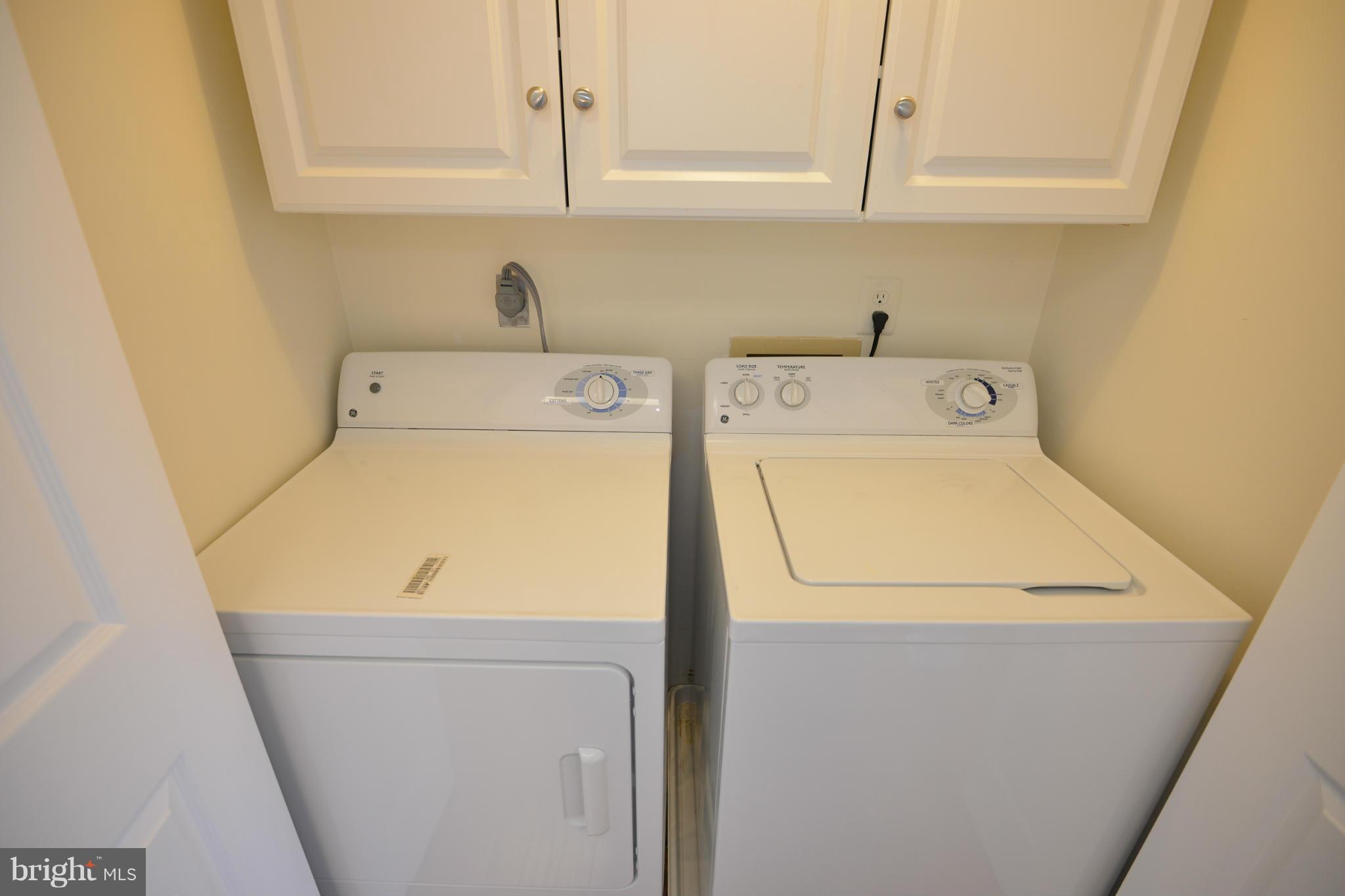 MERRY OAKS - Residential