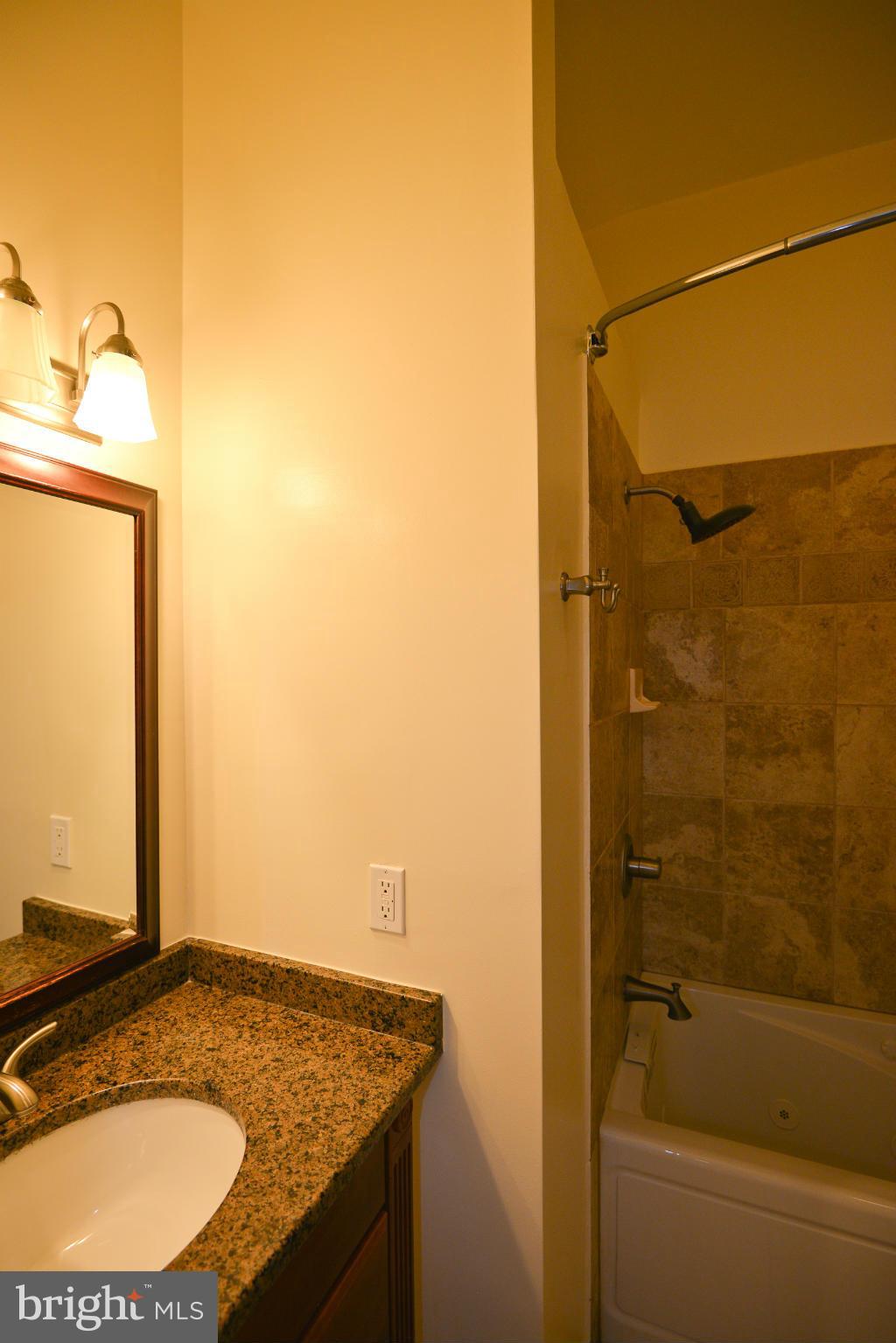 MERRY OAKS - Residential