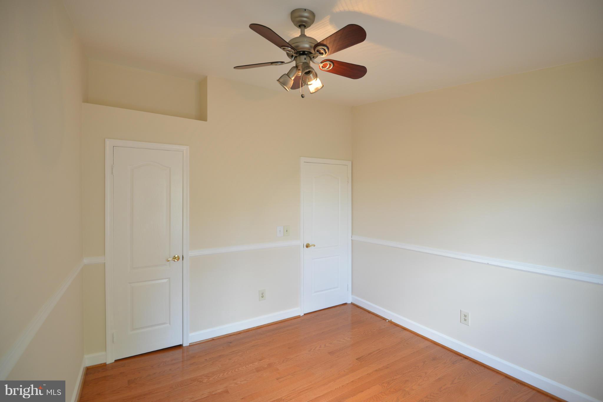 MERRY OAKS - Residential