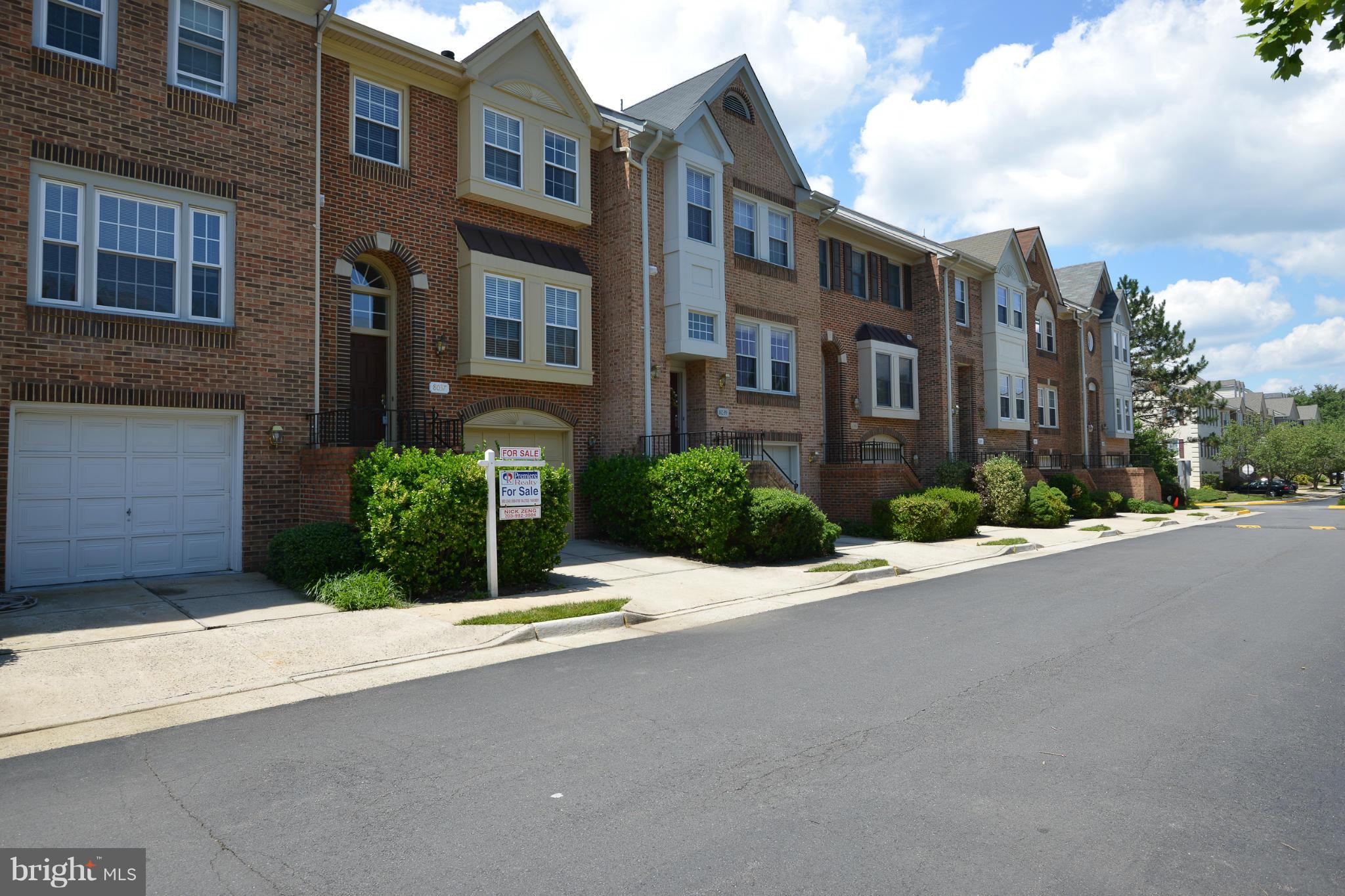 MERRY OAKS - Residential