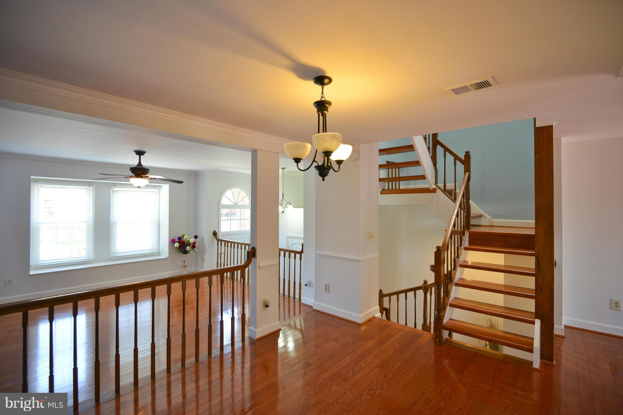 MERRY OAKS - Residential