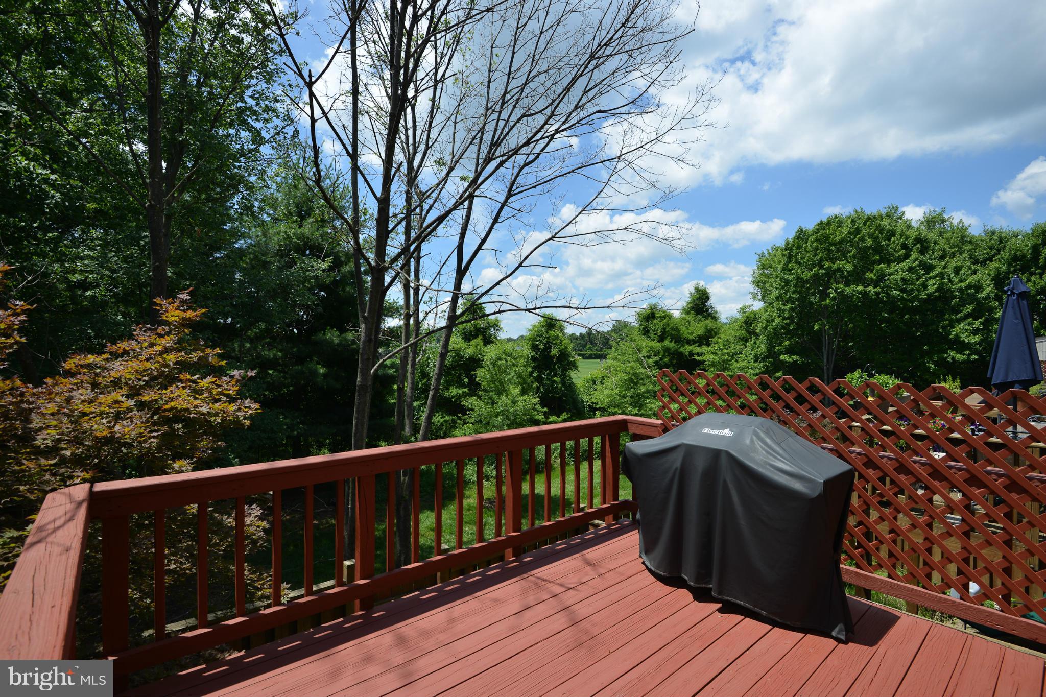 MERRY OAKS - Residential