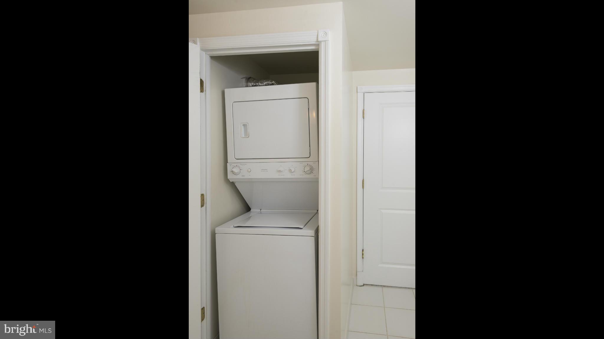 PARK PLACE - Residential Lease