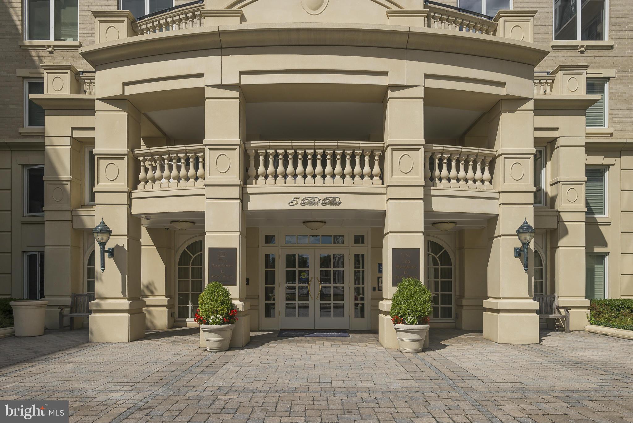 PARK PLACE - Residential Lease