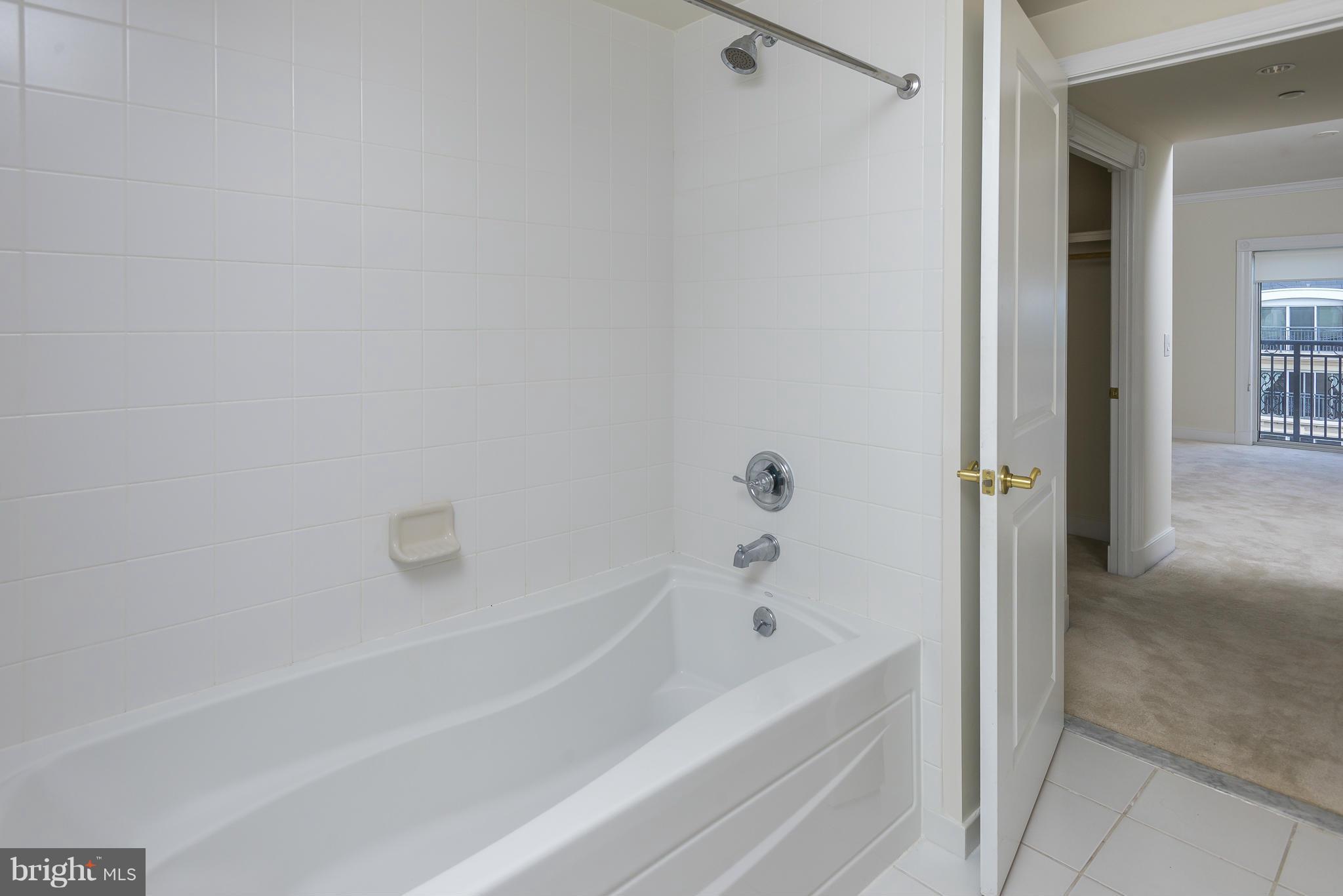 PARK PLACE - Residential Lease