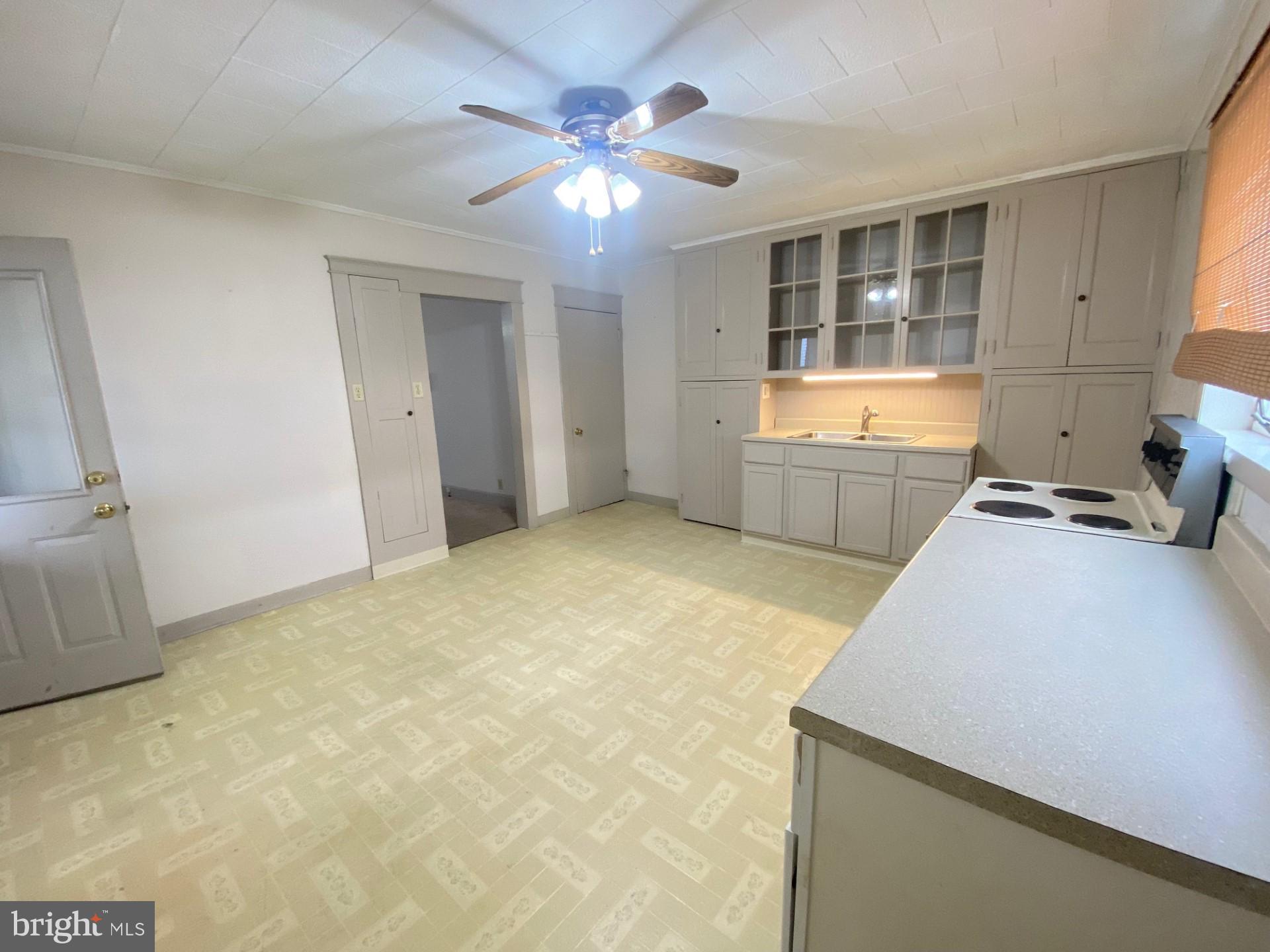 SUMMIT HILL BOROUGH - Residential
