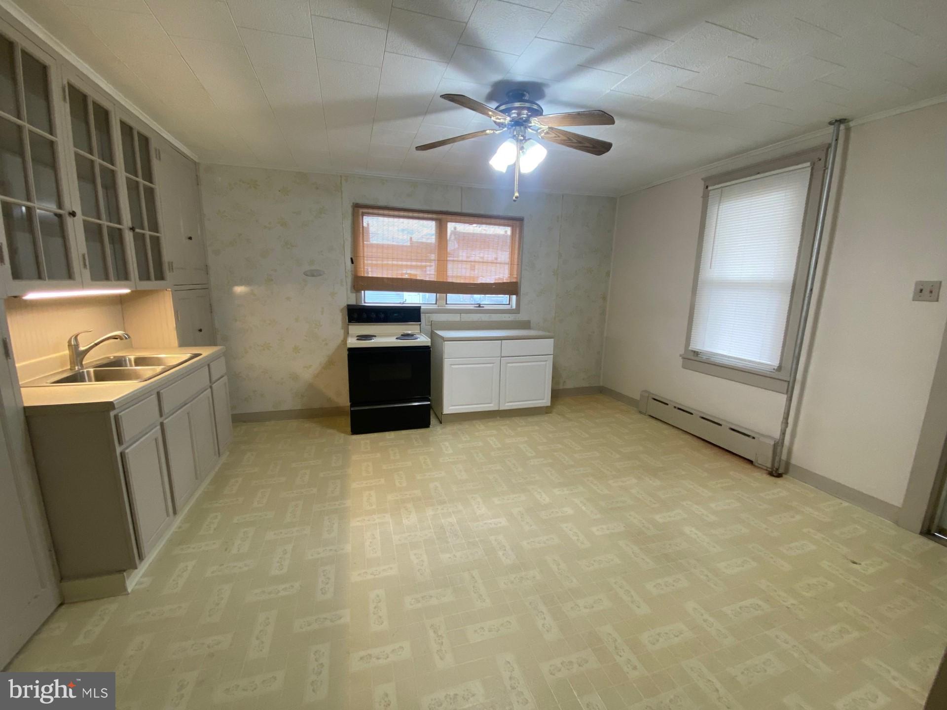 SUMMIT HILL BOROUGH - Residential