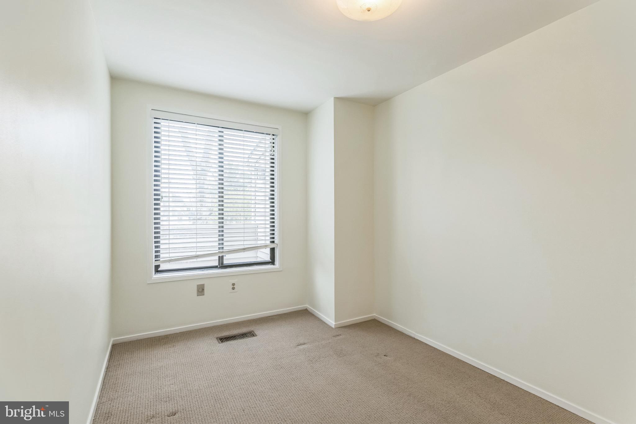 THOMAS CHOICE WEST - Residential