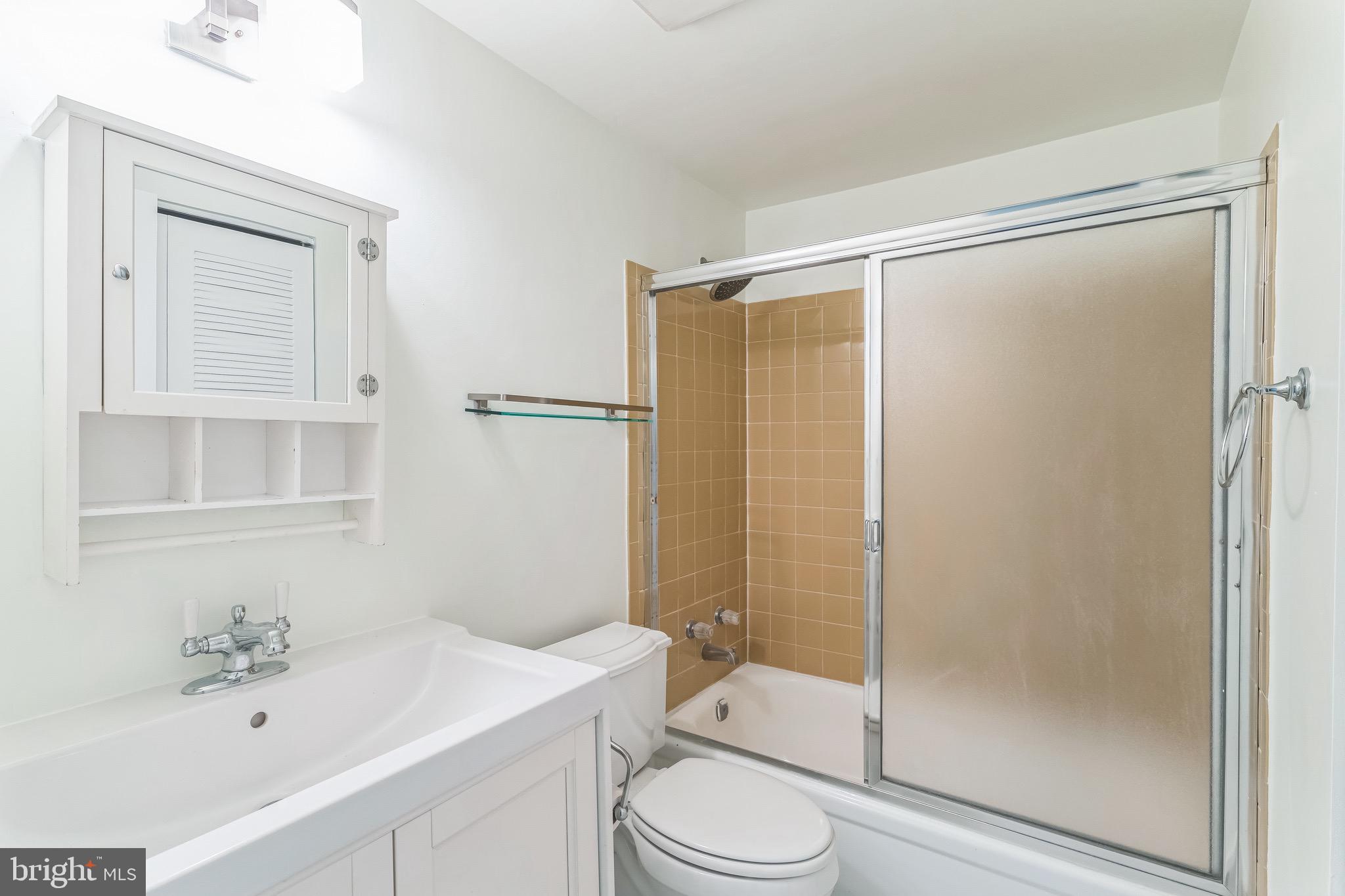 THOMAS CHOICE WEST - Residential