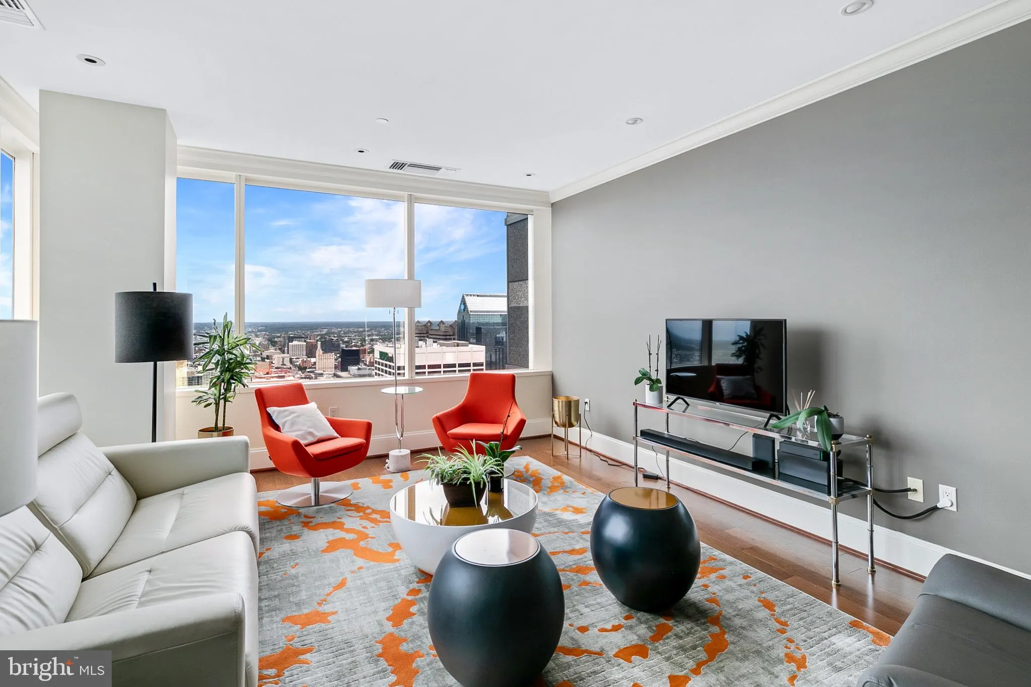 Philadelphia, Pennsylvania 19102, United States, 2 Bedrooms Bedrooms, ,2 BathroomsBathrooms,Residential,Active,78116