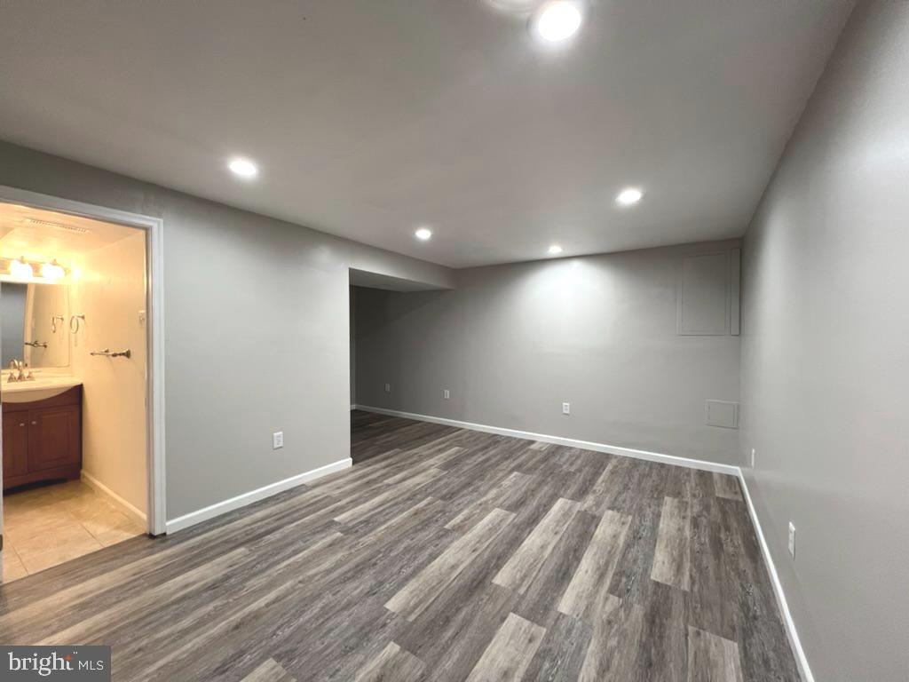 WEDGEWOOD FOREST - Residential Lease