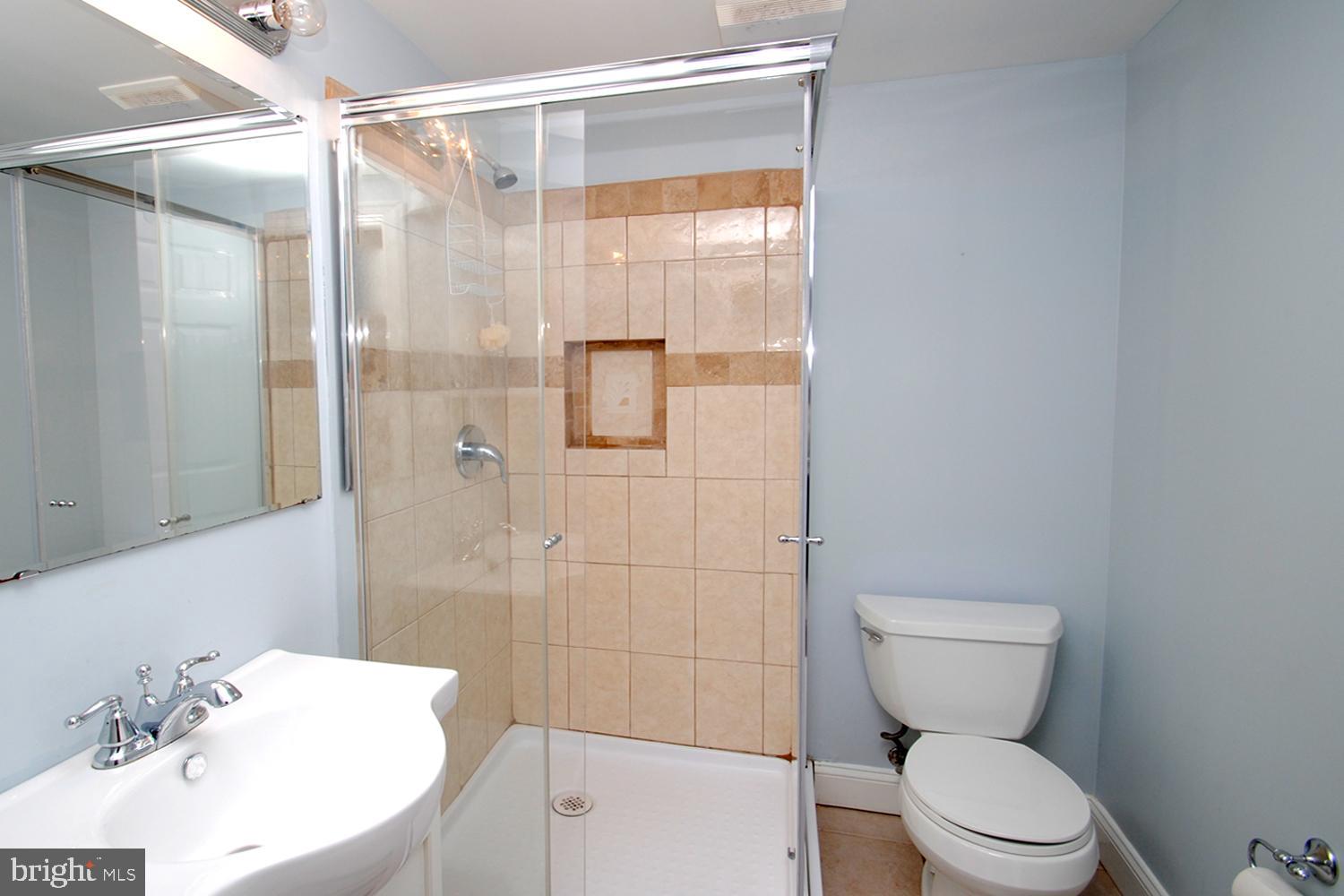 WOODFIELD VILLAGE - Residential Lease