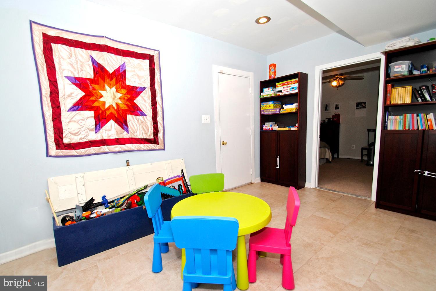 WOODFIELD VILLAGE - Residential Lease