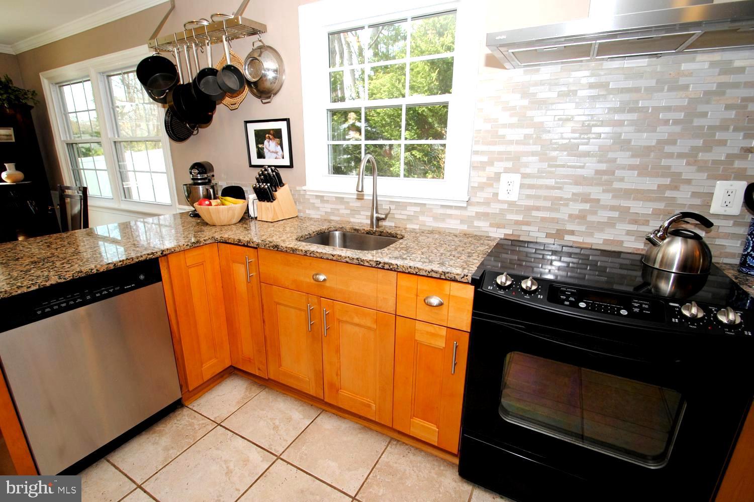 WOODFIELD VILLAGE - Residential Lease