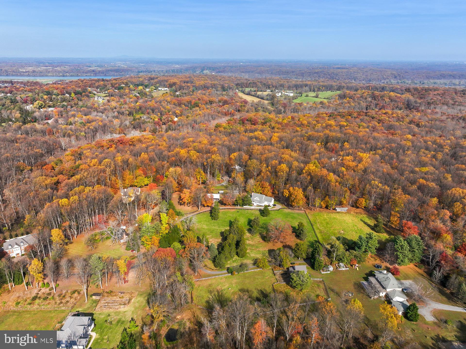 JEFFERSON RUN MANOR - Residential Lease