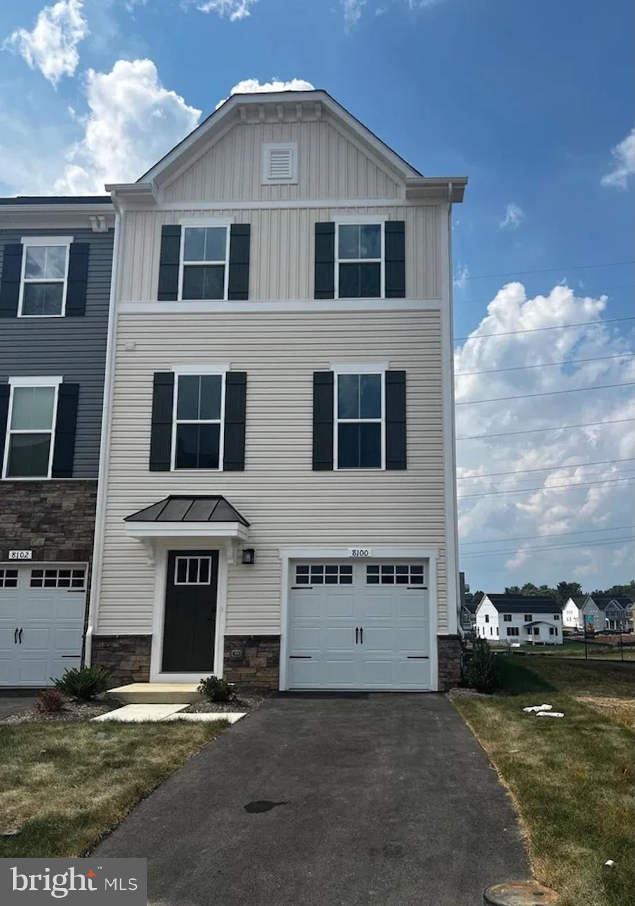 WELLINGTON FARMS - Residential