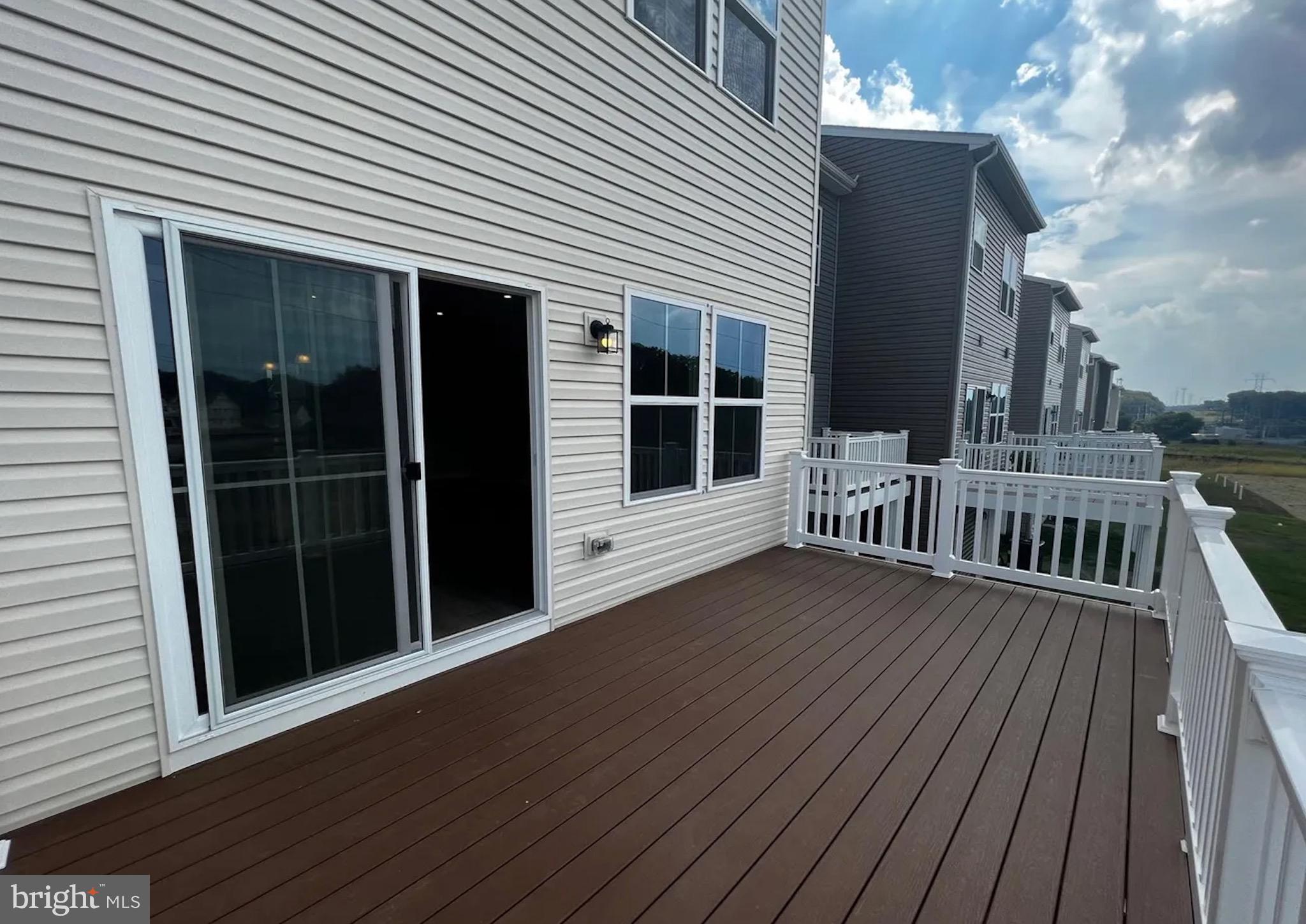 WELLINGTON FARMS - Residential