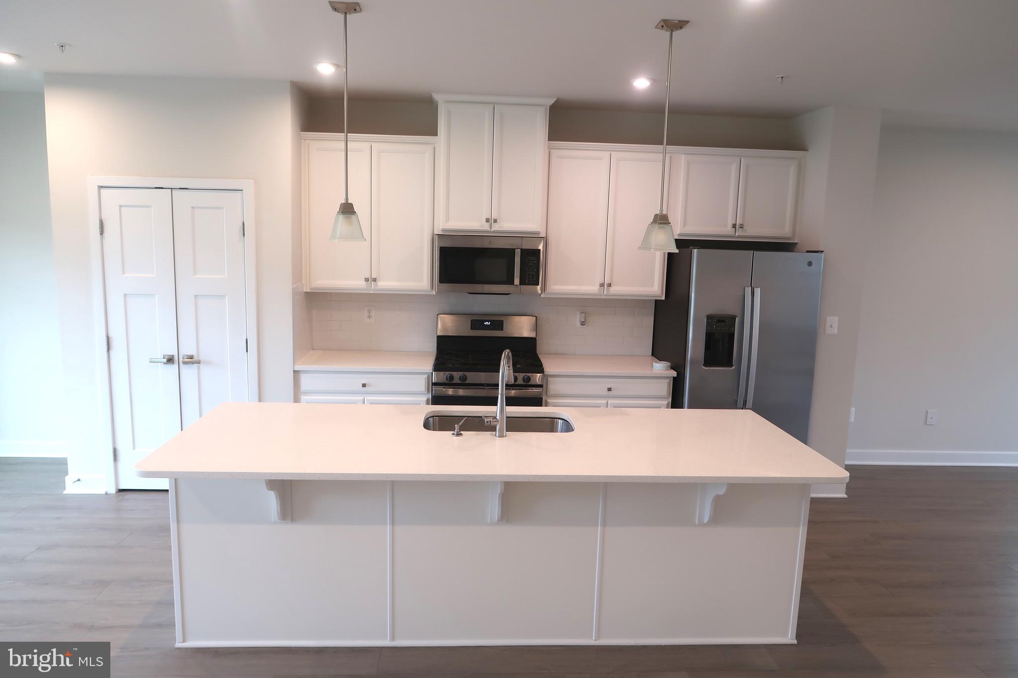 WELLINGTON FARMS - Residential