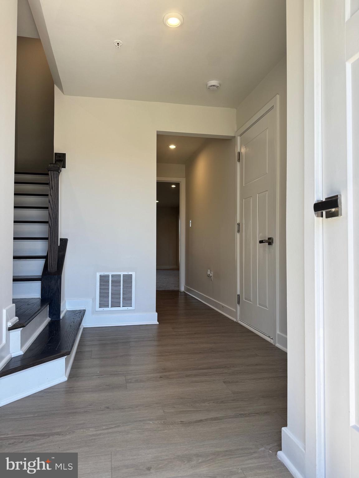 8100 PRIMROSE LANE
