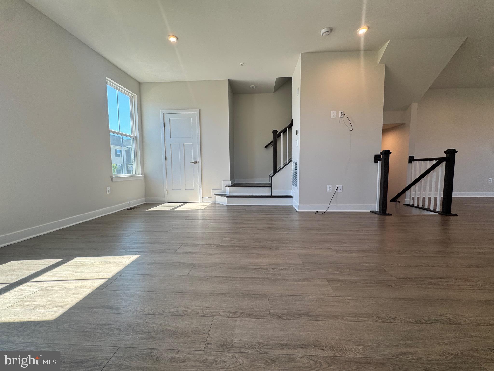 WELLINGTON FARMS - Residential