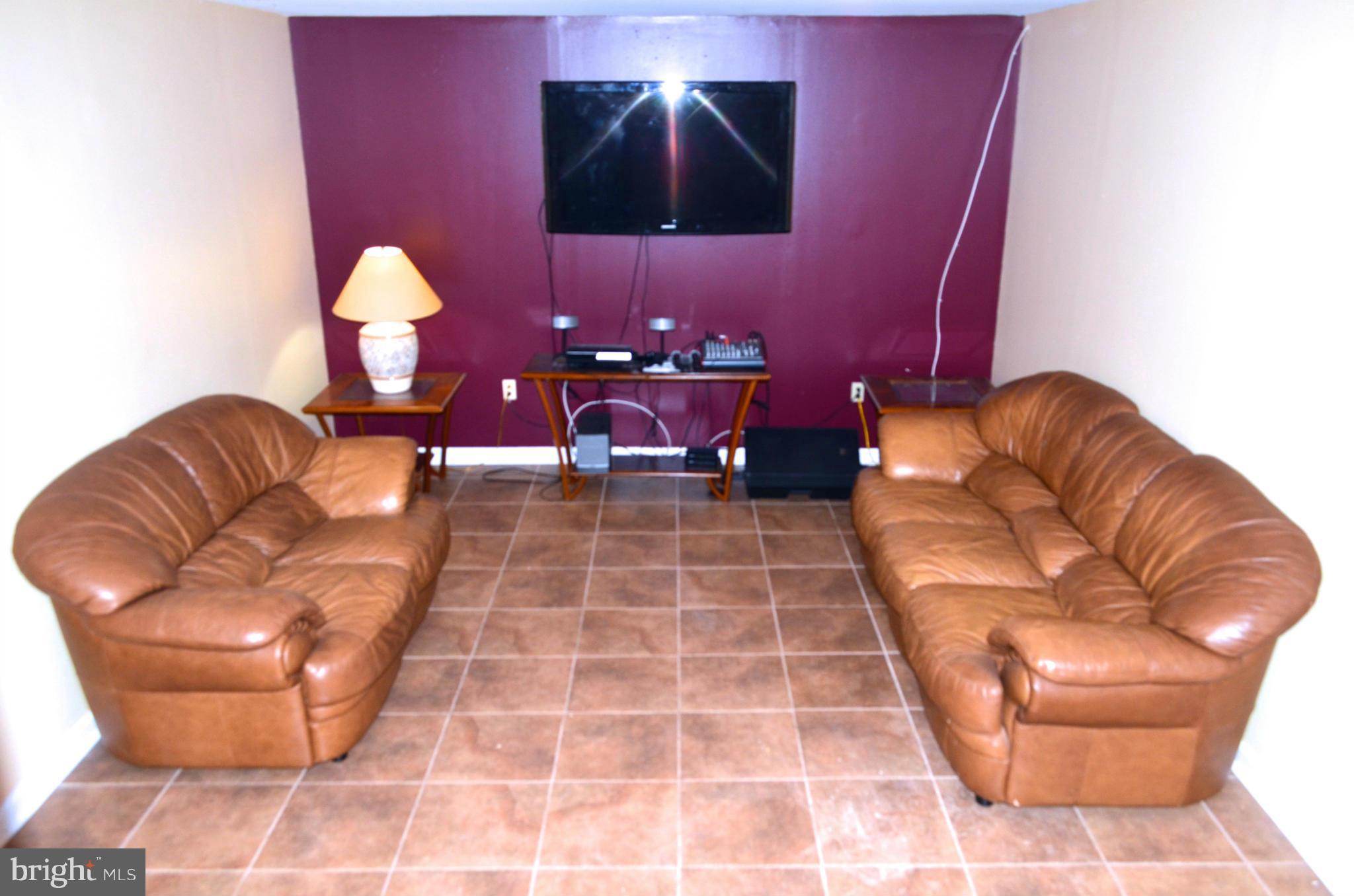 WOODSTONE - Residential