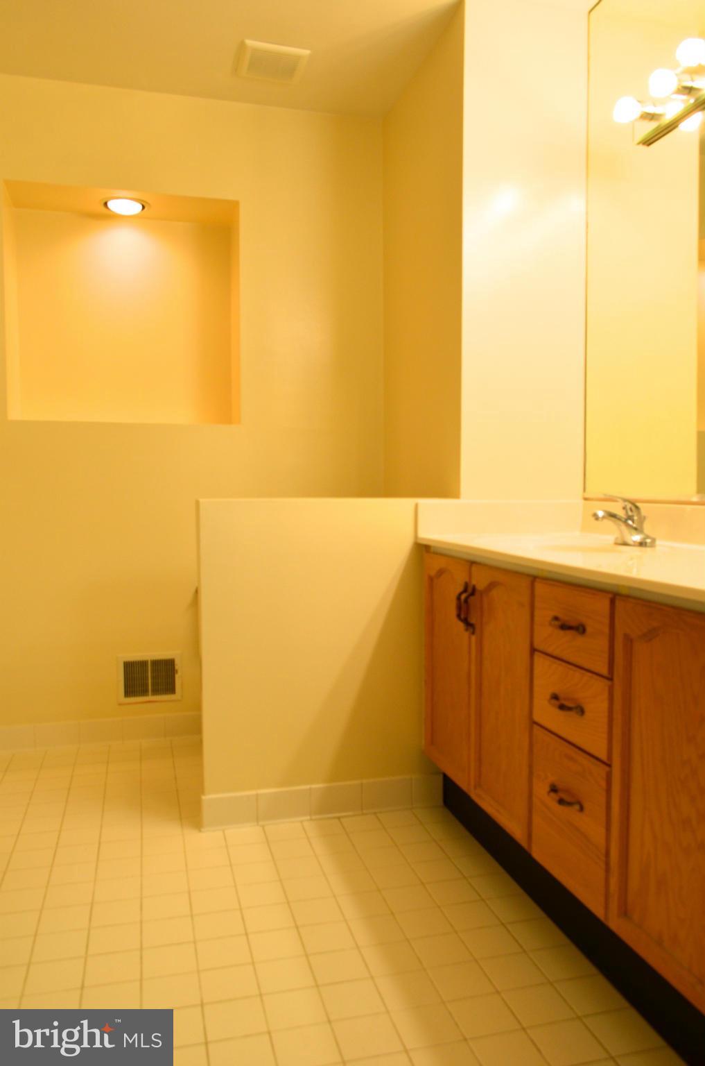 WOODSTONE - Residential