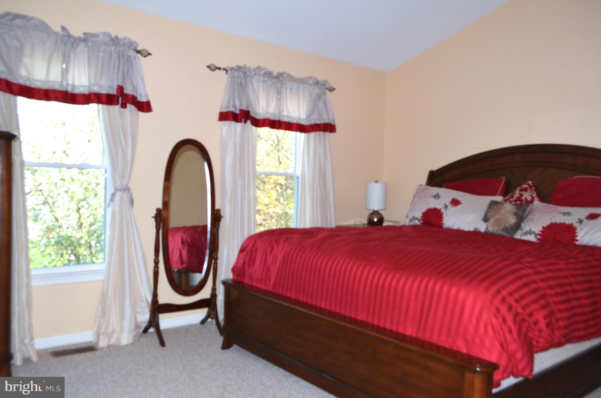 WOODSTONE - Residential