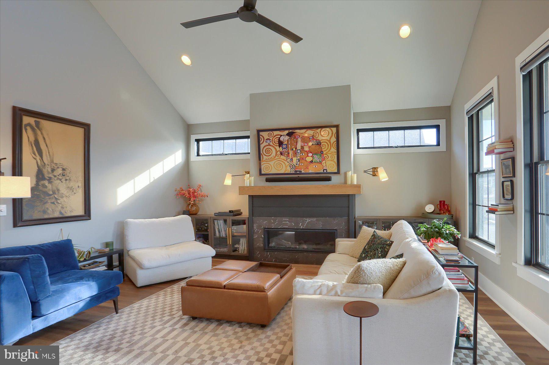 THE PORCHES OF ALLENBERRY - Residential